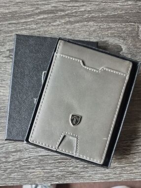 TRAVANDO Mens Wallet with Money Clip Bifold Thin